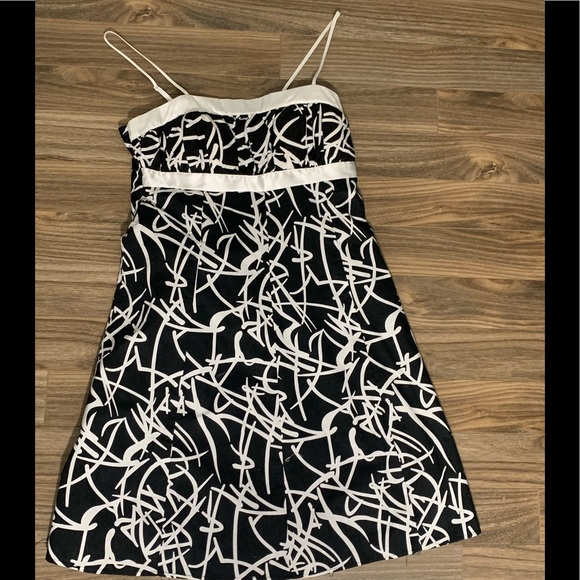PRETTY BLACK AND WHITE SUNDRESS WITH EMPIRE WAIST SIZE XL BY CONNECTION 18 - Picture 2 of 8